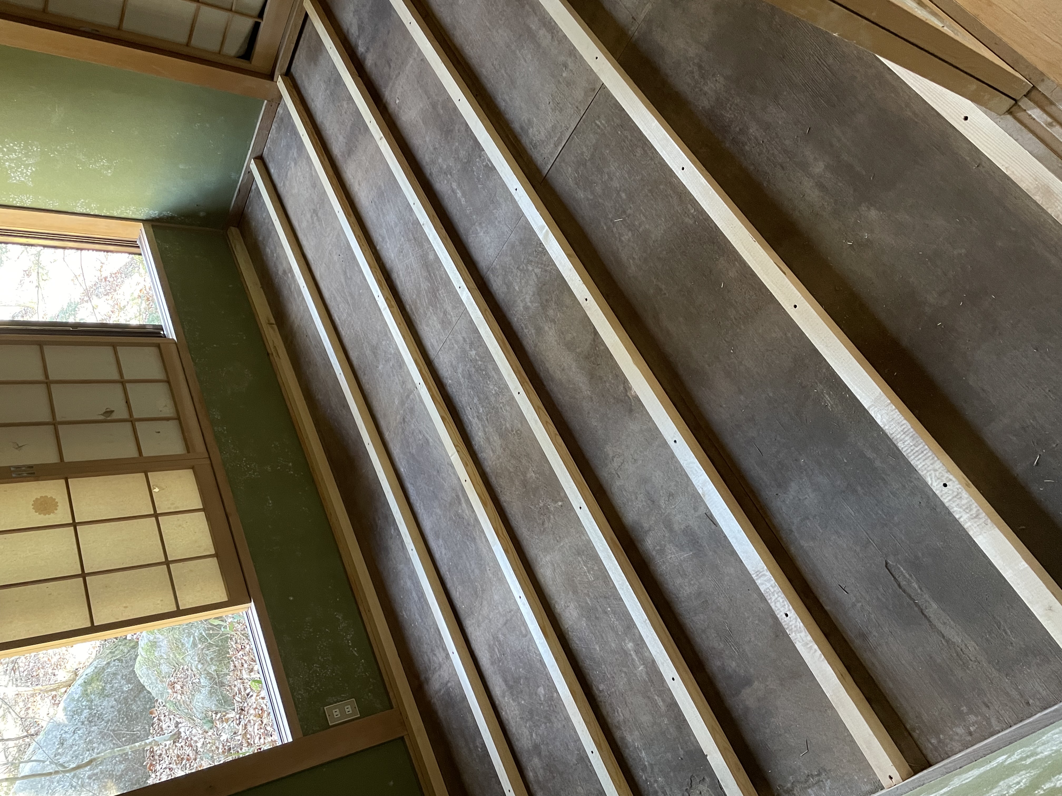 洋室下地やり替え・クッションフロア施工 施工前